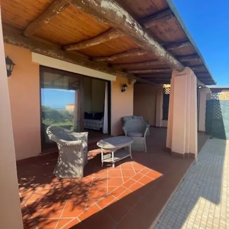 Sole Con Piscina Vista Mare